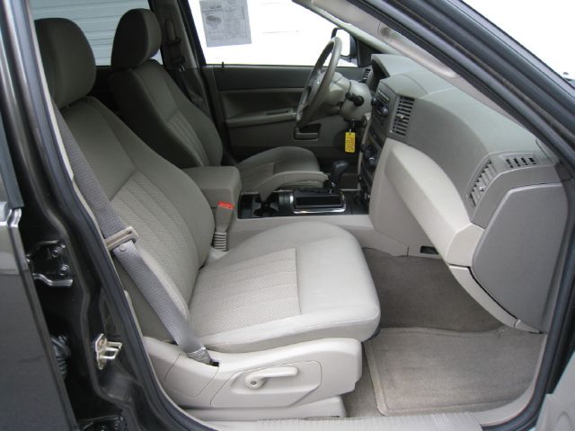 2005 Jeep Grand Cherokee Base W/nav.sys