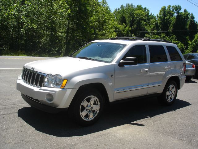 2005 Jeep Grand Cherokee Super