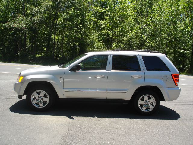 2005 Jeep Grand Cherokee Super