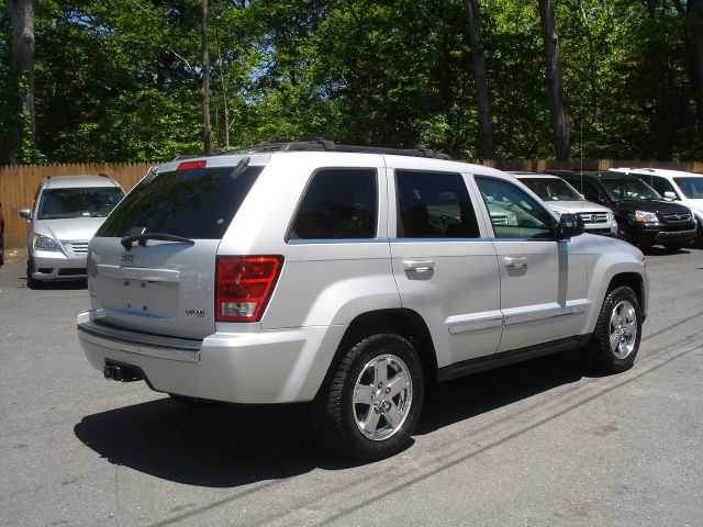 2005 Jeep Grand Cherokee Super