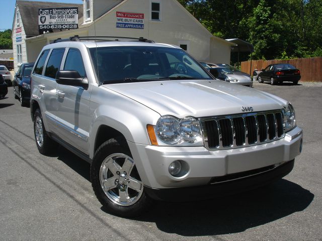 2005 Jeep Grand Cherokee Super