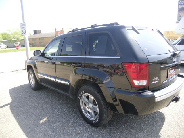 2005 Jeep Grand Cherokee Super