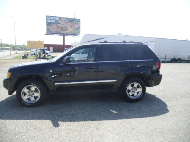 2005 Jeep Grand Cherokee Super