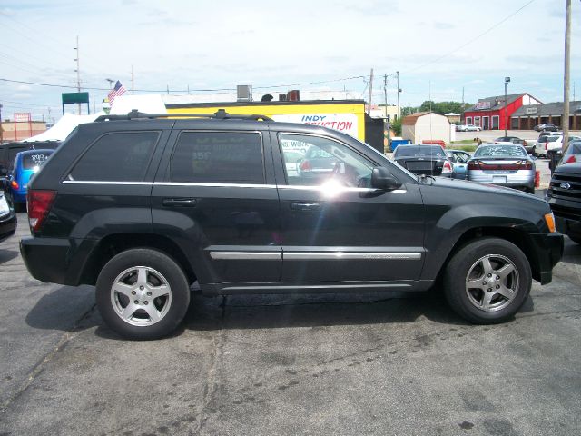 2005 Jeep Grand Cherokee Super