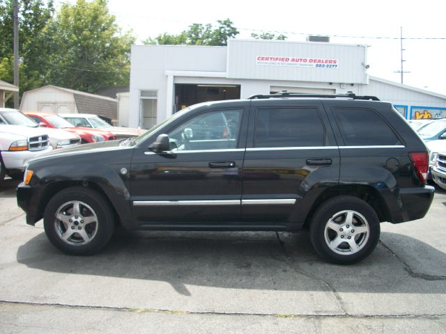 2005 Jeep Grand Cherokee Super