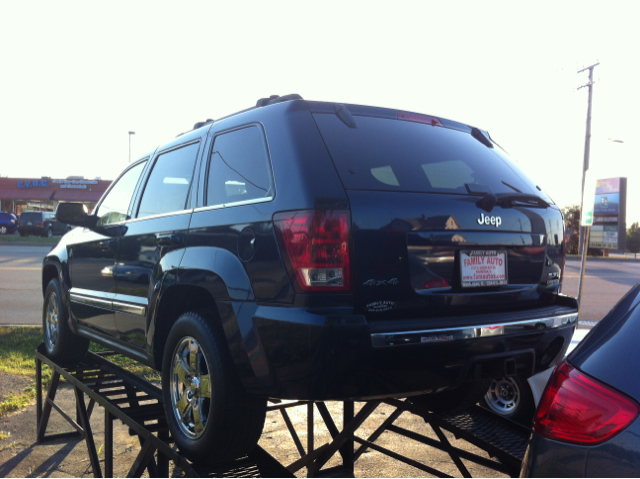 2005 Jeep Grand Cherokee Super