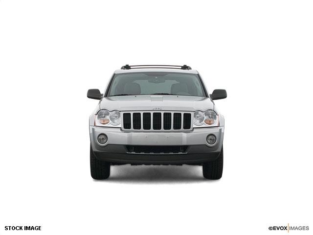 2005 Jeep Grand Cherokee LS