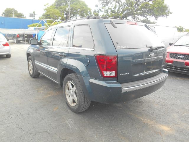 2005 Jeep Grand Cherokee Super