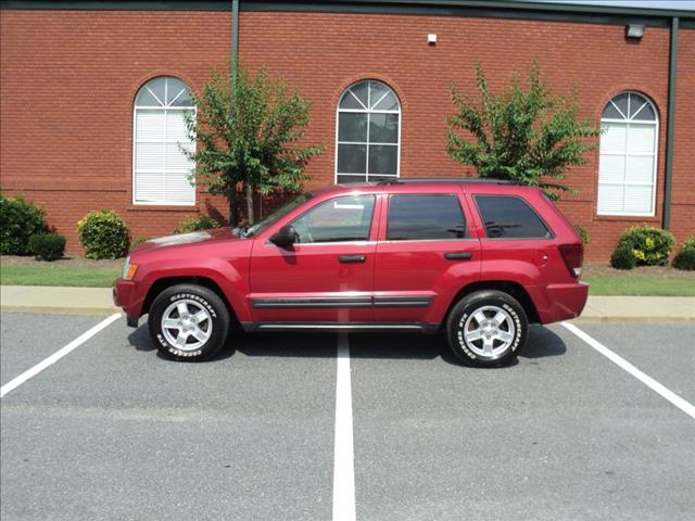 2005 Jeep Grand Cherokee Unknown