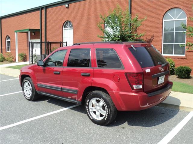 2005 Jeep Grand Cherokee Unknown