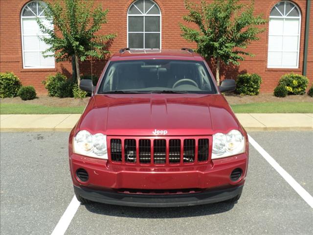 2005 Jeep Grand Cherokee Unknown