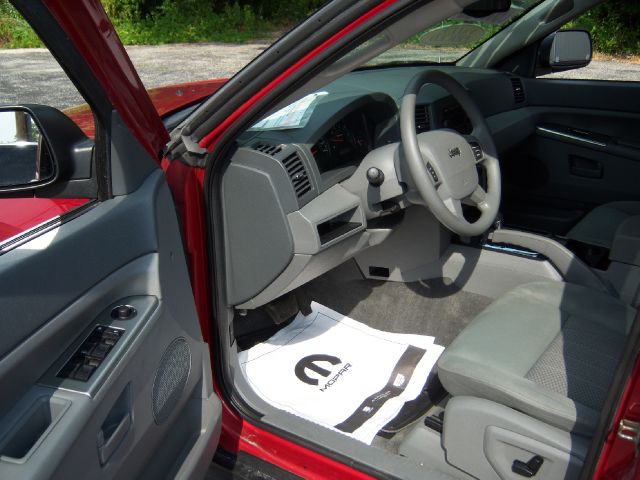 2005 Jeep Grand Cherokee Base W/nav.sys