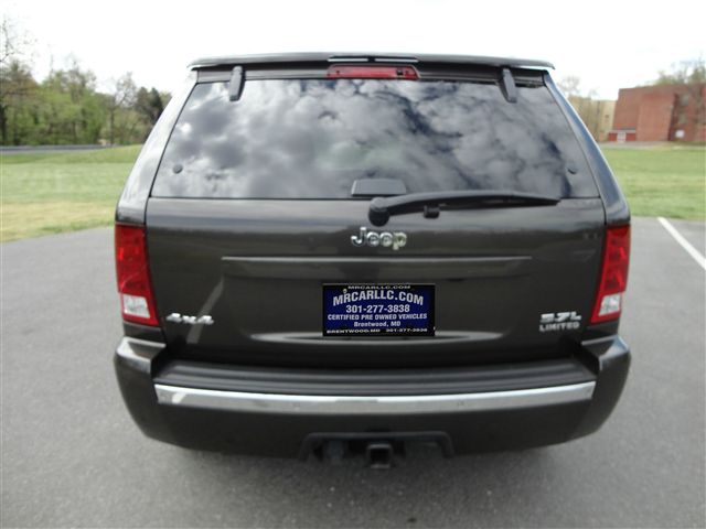 2005 Jeep Grand Cherokee Super