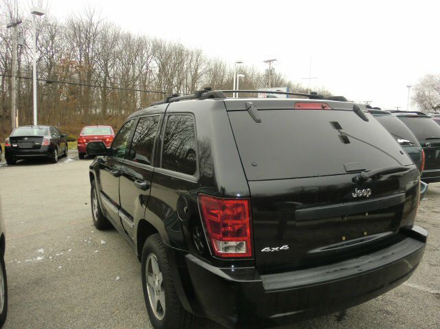 2005 Jeep Grand Cherokee AWD Ultimate