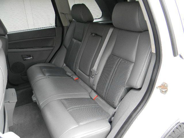 2005 Jeep Grand Cherokee Super