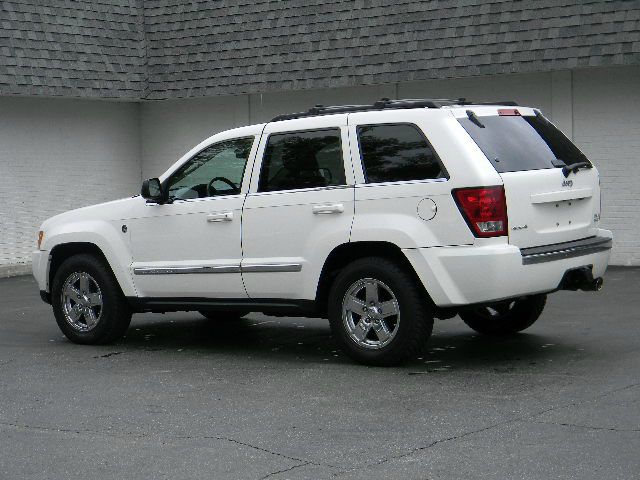 2005 Jeep Grand Cherokee Super