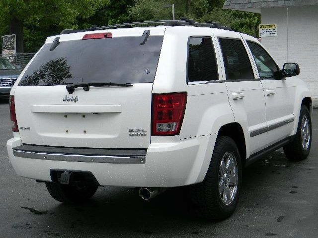 2005 Jeep Grand Cherokee Super