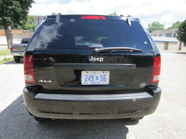 2005 Jeep Grand Cherokee AWD Ultimate