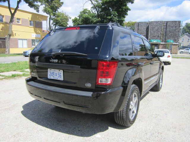 2005 Jeep Grand Cherokee AWD Ultimate