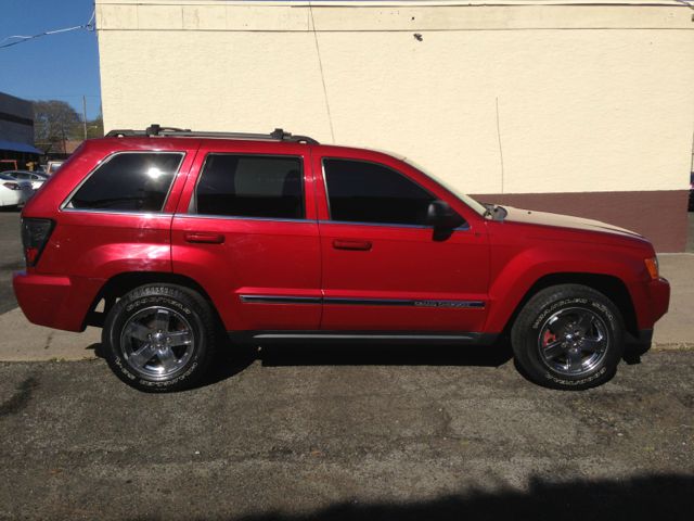 2005 Jeep Grand Cherokee Super