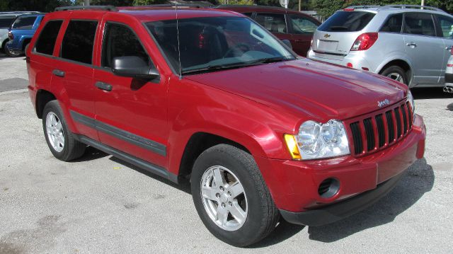 2005 Jeep Grand Cherokee Sedan 4dr