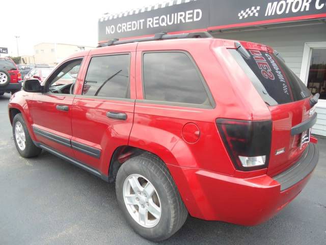 2005 Jeep Grand Cherokee Sedan 4dr