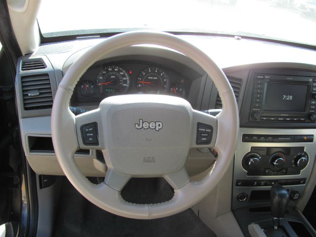 2005 Jeep Grand Cherokee Base W/nav.sys