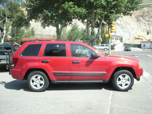 2005 Jeep Grand Cherokee Base W/nav.sys