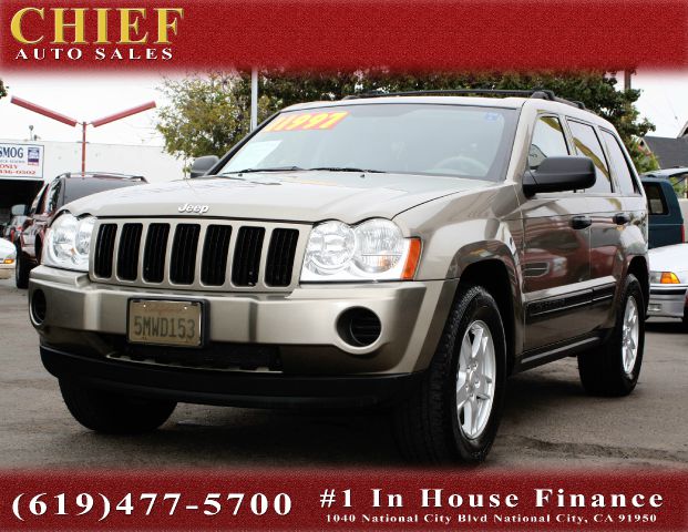 2005 Jeep Grand Cherokee Sedan 4dr