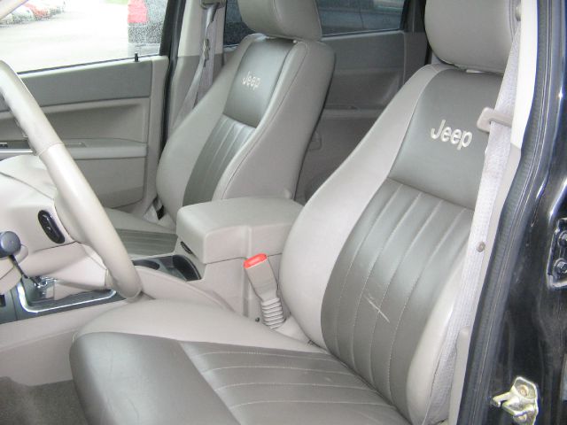 2006 Jeep Grand Cherokee Base W/nav.sys