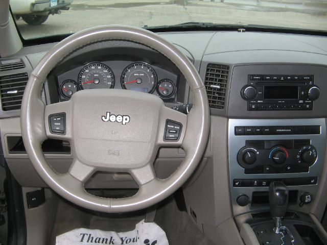 2006 Jeep Grand Cherokee Base W/nav.sys