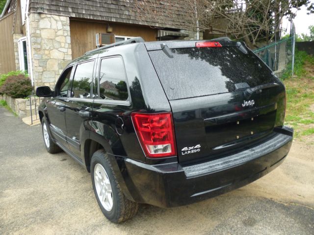 2006 Jeep Grand Cherokee Unknown