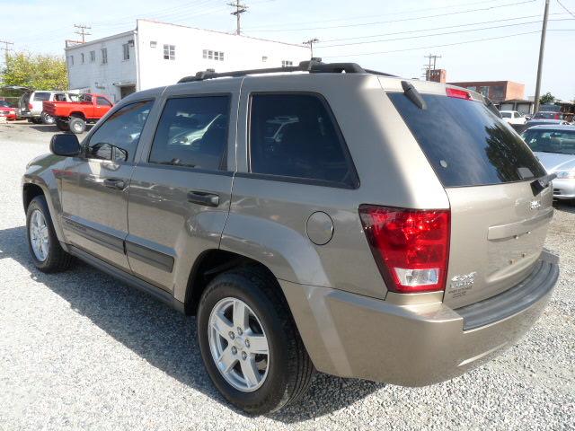 2006 Jeep Grand Cherokee Summer Fun