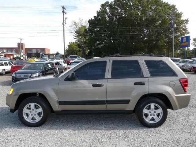 2006 Jeep Grand Cherokee Summer Fun