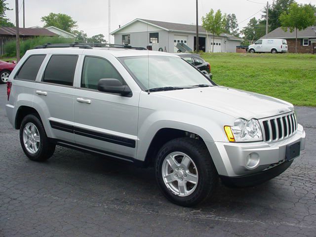 2006 Jeep Grand Cherokee LS