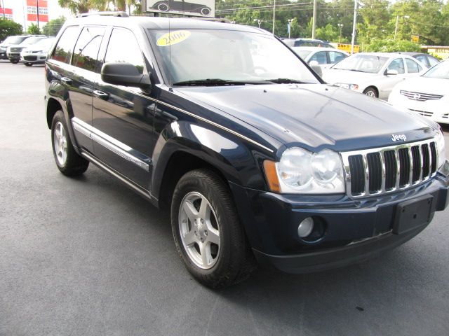 2006 Jeep Grand Cherokee Crew Cab 4WD XLT