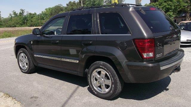 2006 Jeep Grand Cherokee Super