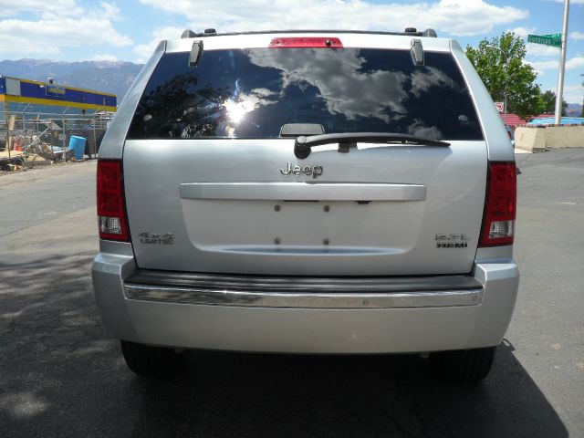 2006 Jeep Grand Cherokee Super