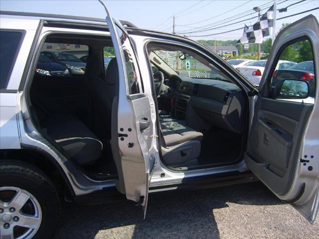 2006 Jeep Grand Cherokee LS