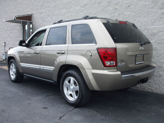 2006 Jeep Grand Cherokee Super