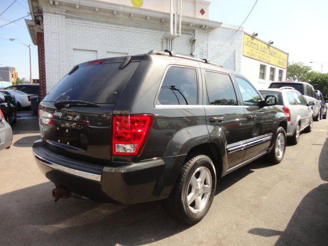 2006 Jeep Grand Cherokee FWD SLT