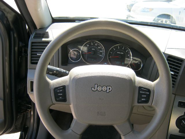 2006 Jeep Grand Cherokee Base W/nav.sys