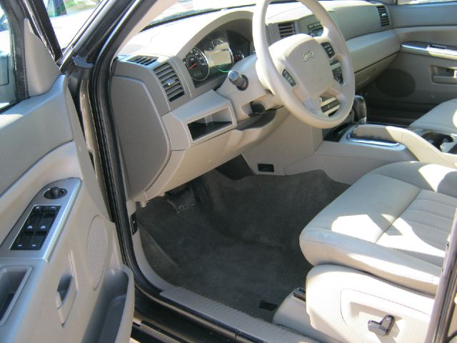 2006 Jeep Grand Cherokee Base W/nav.sys