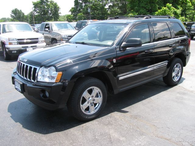 2006 Jeep Grand Cherokee Super