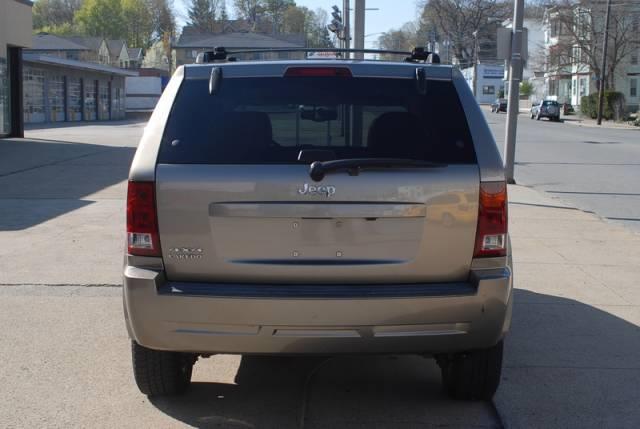 2006 Jeep Grand Cherokee LS