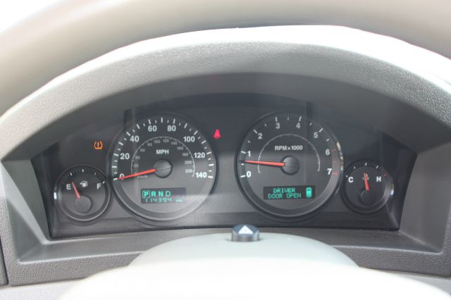 2006 Jeep Grand Cherokee Base W/nav.sys