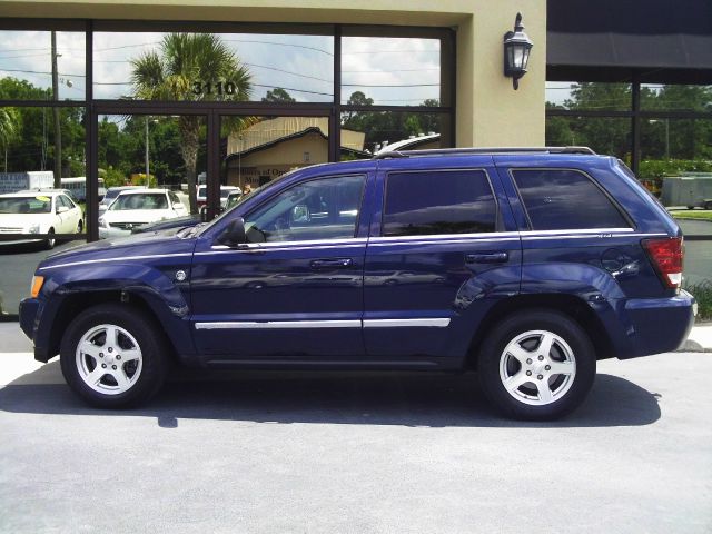 2006 Jeep Grand Cherokee Super