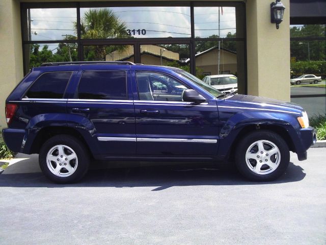 2006 Jeep Grand Cherokee Super