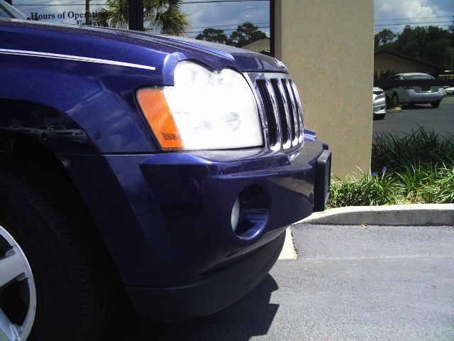 2006 Jeep Grand Cherokee Super