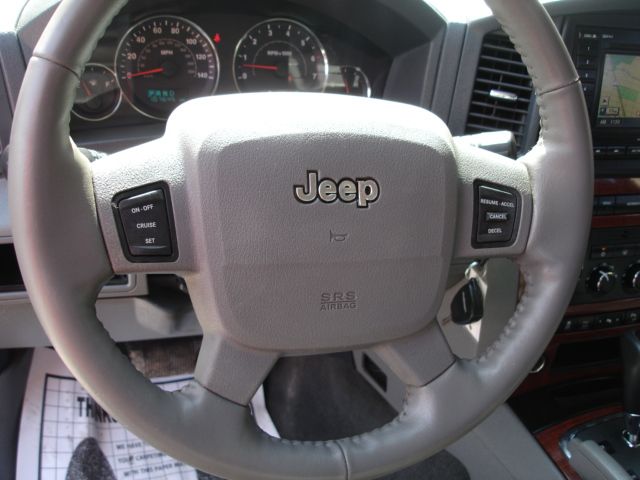 2006 Jeep Grand Cherokee Super